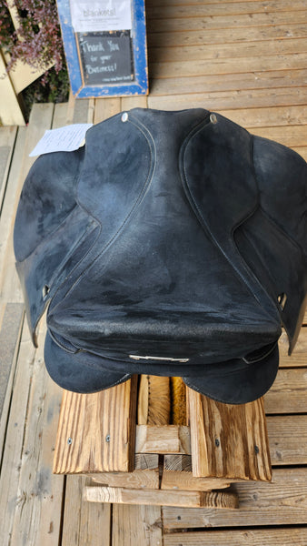 17.5" Wintec Isabell Werth Dressage Saddle - CAIR