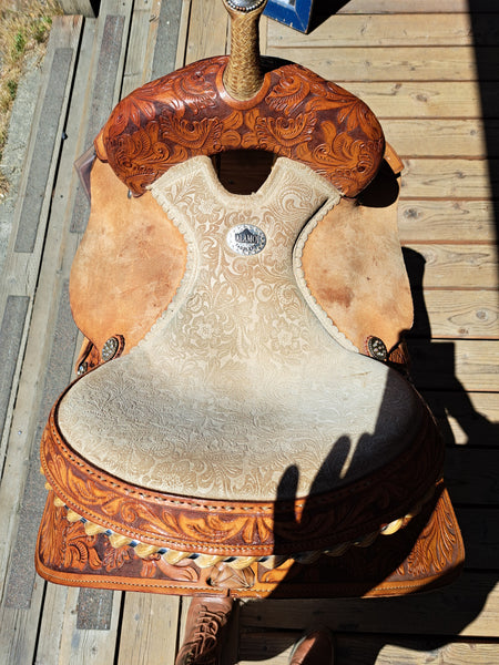 14" Alamo Barrel Saddle