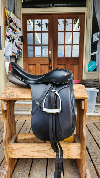 17.5" Jeffries Saddlery Dressage Saddle