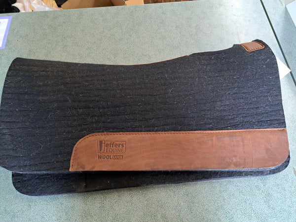 30" Jeffers Equine Pad