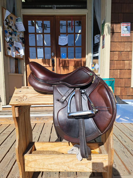 16" HDR Close Contact Jump Saddle