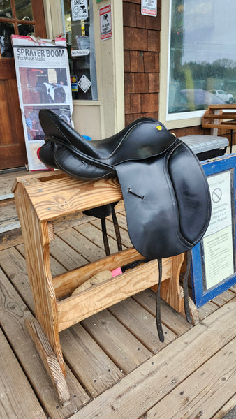 17" Revere Dressage Saddle