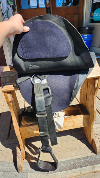 Medium Cashel Soft Saddle
