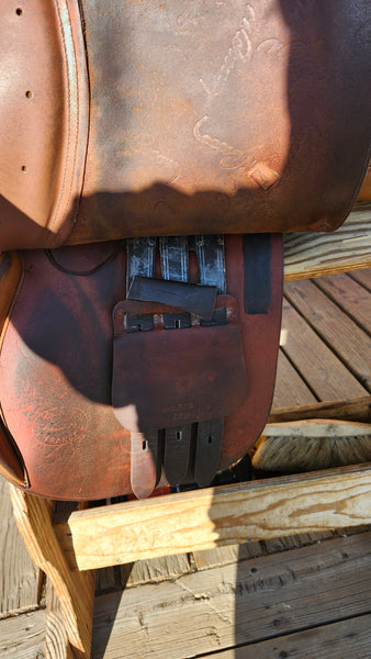 16.5" Pessoa Art Jumping Saddle