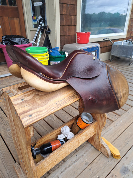 17.5" Collegiate Ruiz Diaz All Purpose English Saddle