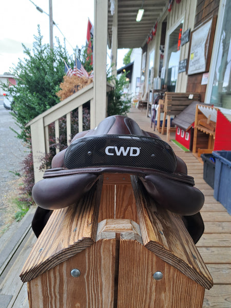 17.5" CWD 2Gs Dynamick Jumping Saddle