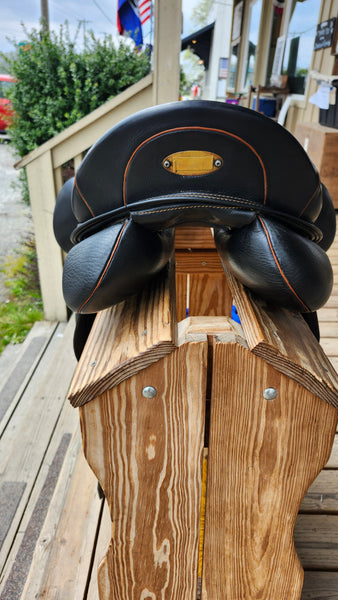 18" Zaldi Drim Atlanta Dressage Saddle