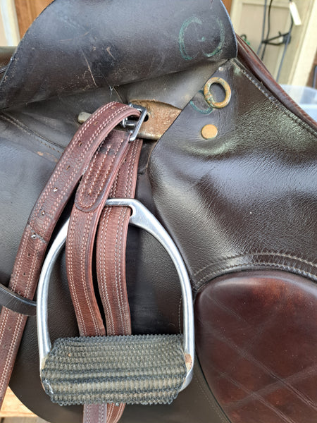 17" Lazer Jumping Saddle