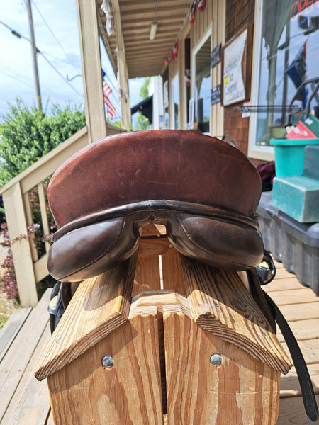 18" Kieffer Dressage Saddle