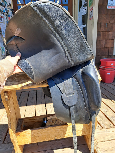 18.5" Borne Dressage Saddle
