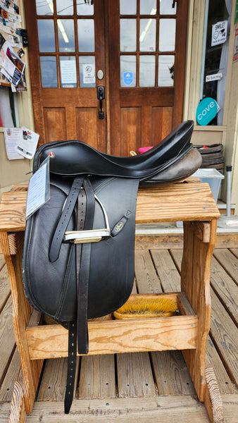 17.5" Jeffries Saddlery Dressage Saddle