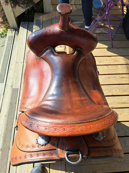 16" Circle Y Alpine Flex2 Western Trail Saddle