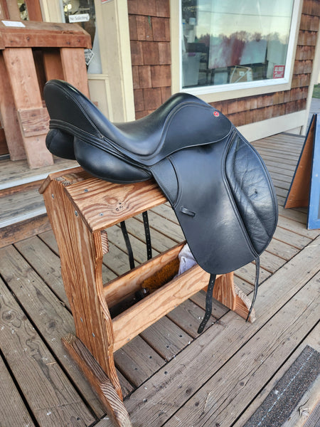 18" Thorowgood MDM Dressage Saddle