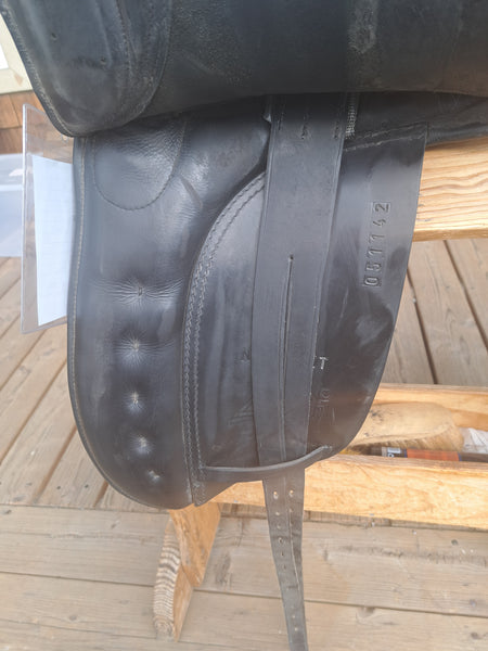 17" Zaldi New Kent Dressage Saddle