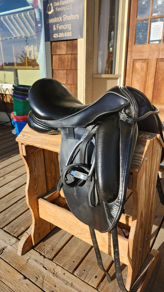 17.5" Custom Sadlery Icon Flight Dressage Saddle