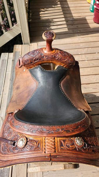 15.5" Circle Y XP Fairveiw Roper Saddle