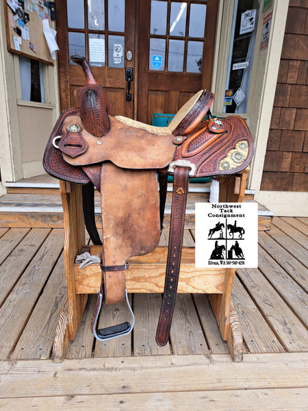 13" Double J Lynn Mckenzie Special Barrel Saddle