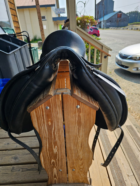 17.5" JRD Custom Dressage Saddle