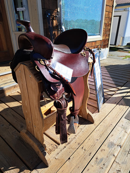 ON TRIAL 15.5" Tucker Gen II High Plains Western Saddle
