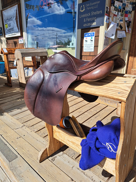 17" Collegiate All Purpose Saddle