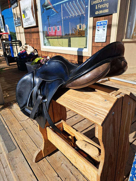 18" Berney Bros Close Contact Saddle