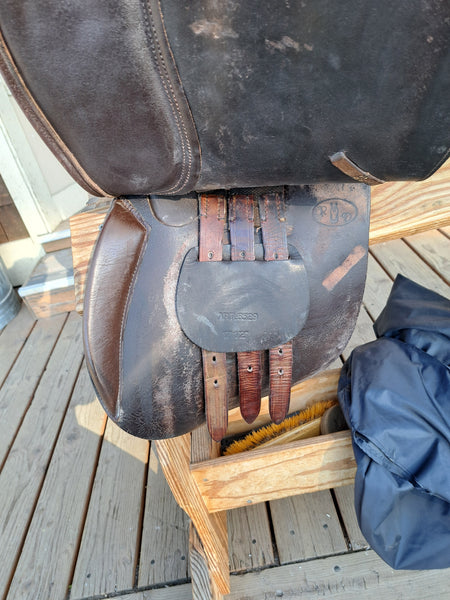 18" Collegiate All Purpose Saddle