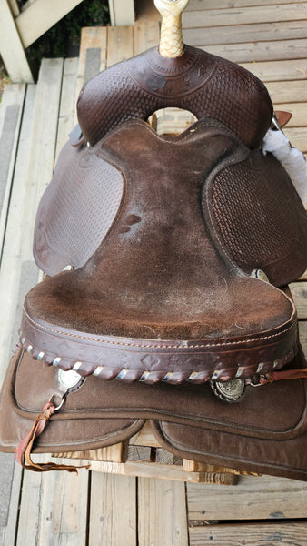 16" Synthetic Barrel Saddle