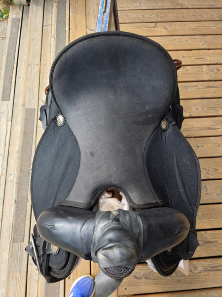 16" Abetta Western Saddle