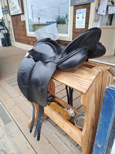 17.5" Albion Style Dressage Saddle