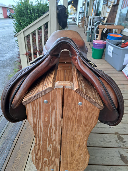 16.5" Circut Close Contact Saddle