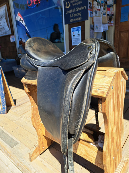18.5" Borne Dressage Saddle