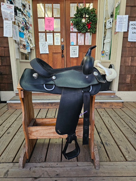 15.5" Wintec Synthetic Western Saddle