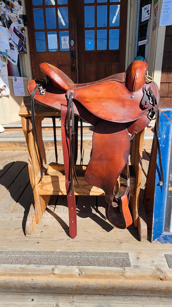 16" Oak Brand Leather Endurance Saddle