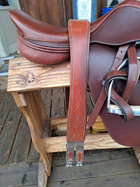 18" HDR Close Contact Pro Saddle