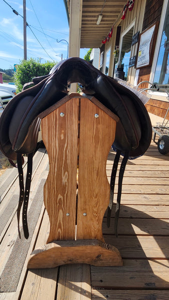 17.5" Stubben Scandica D.L. Dressage