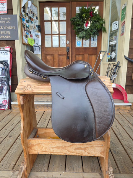 ON TRIAL 17" Collegiate Art All Purpose English Saddle