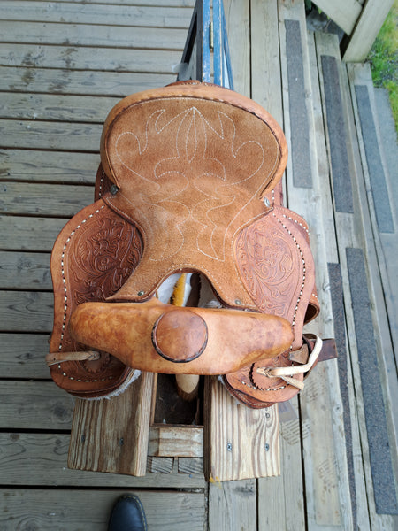 12" Westen Saddle