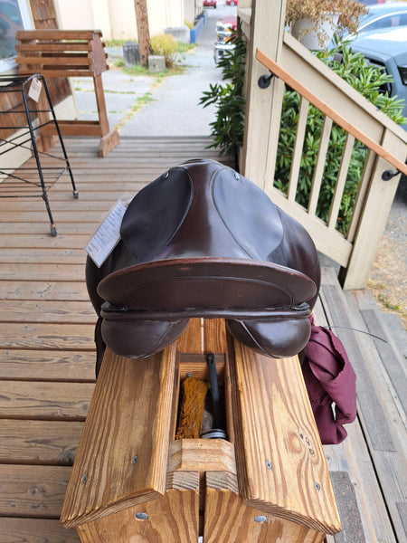 16.5" County Competitor Dressage Saddle
