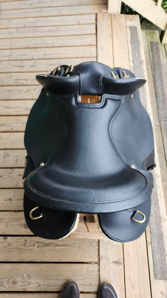 17" Peter Horobin Stride Free Australian Half Breed Saddle