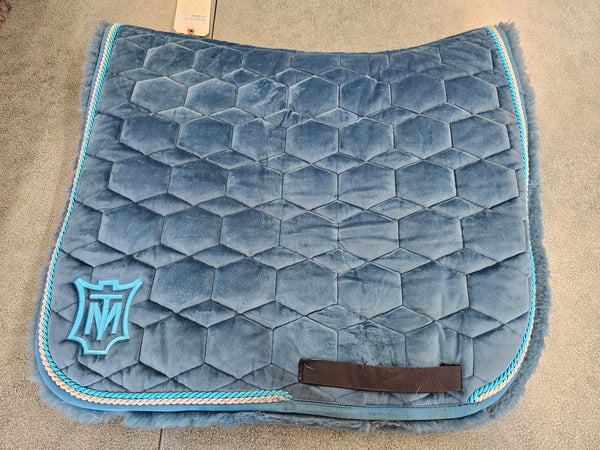 Mattes Square Cut Fully Fleece Lined Pad