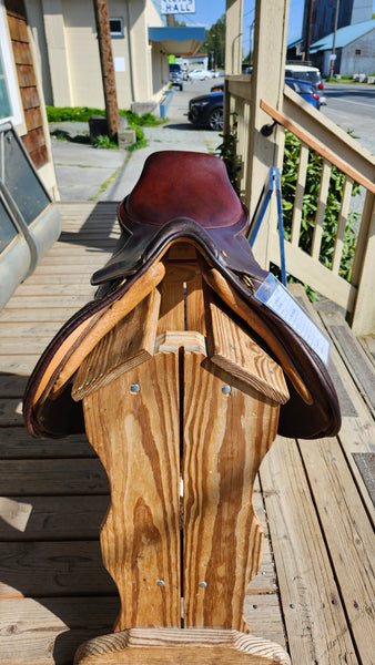 17" Collegiate Jump Saddle