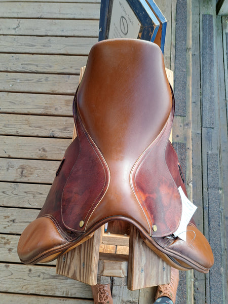 16.5" Collegiate Ruiz Diaz Close Contact Jump Saddle