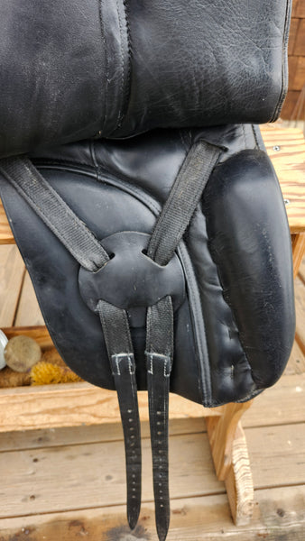 16.5" Klimke Miller Dressage Saddle