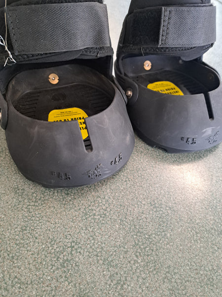 Size 4.5 Easyboot Pair *NEW*