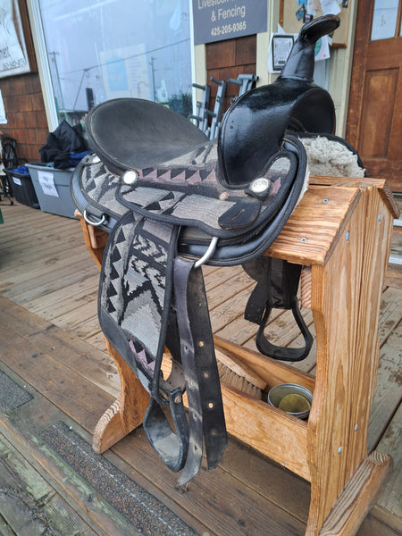 15" Abetta Synthetic Western Saddle