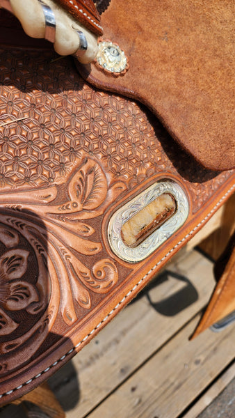 14" Circle Y Arizona Snowflake Barrel saddle