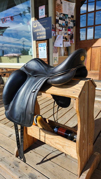 18" Equipe Viktoria Monoflap Dressage Saddle