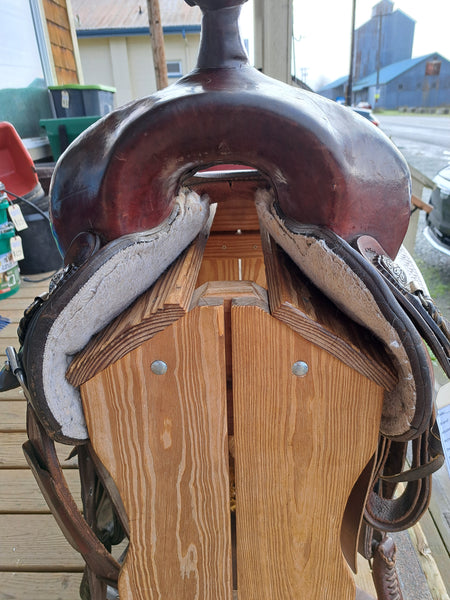 16" Diamond H Western Saddle