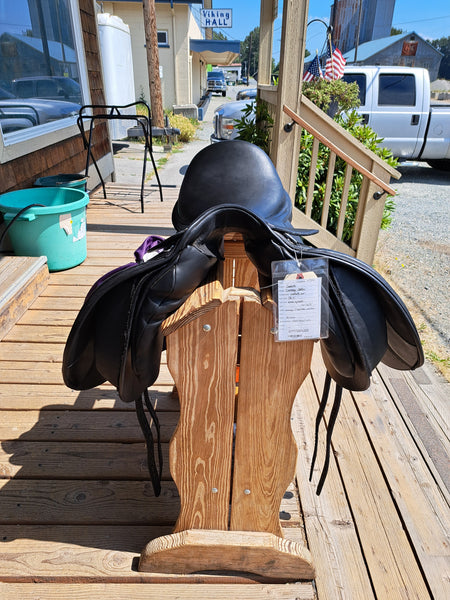 17.5" Cavaletti Dressage Saddle