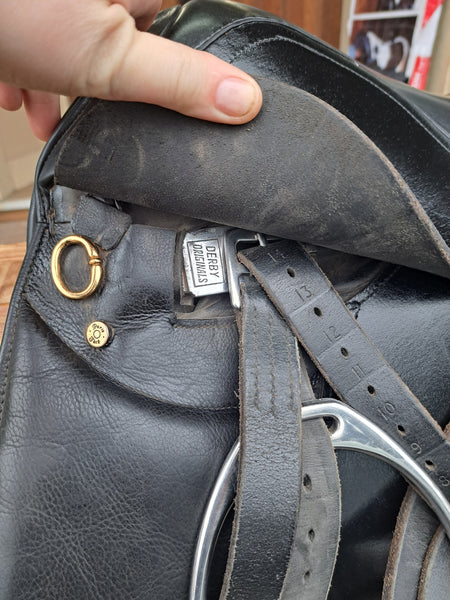 16.5" Paris Tack Dressage Saddle